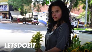 Aranyos néger milf selena gomez mélyen kefélve spanyol cuniban