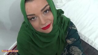 Vad kufircolás egy szívdöglesztő milf-fel pov-ban fulladás